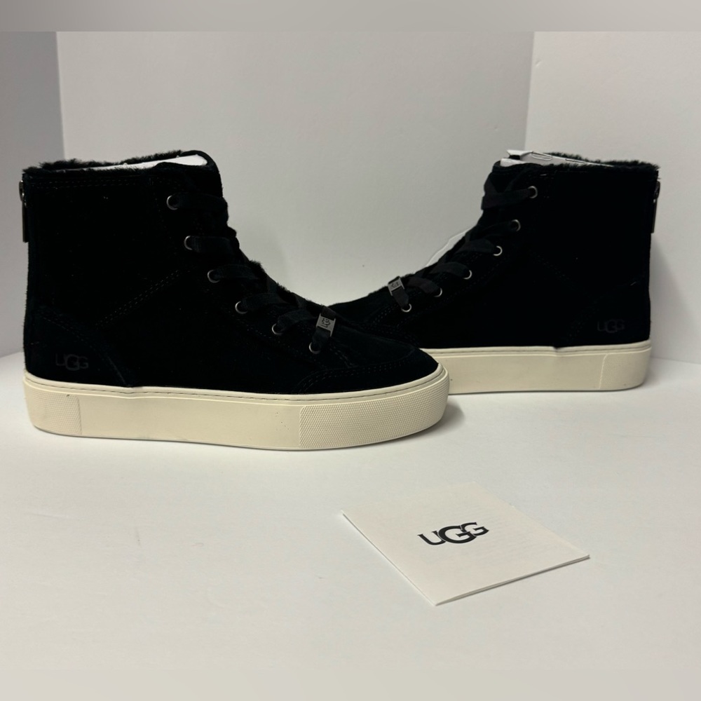 UGG NURAY BLACK SHOES SIZE 6